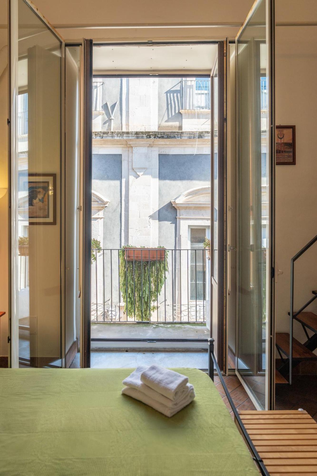 קטאניה Amenano Apartments מראה חיצוני תמונה